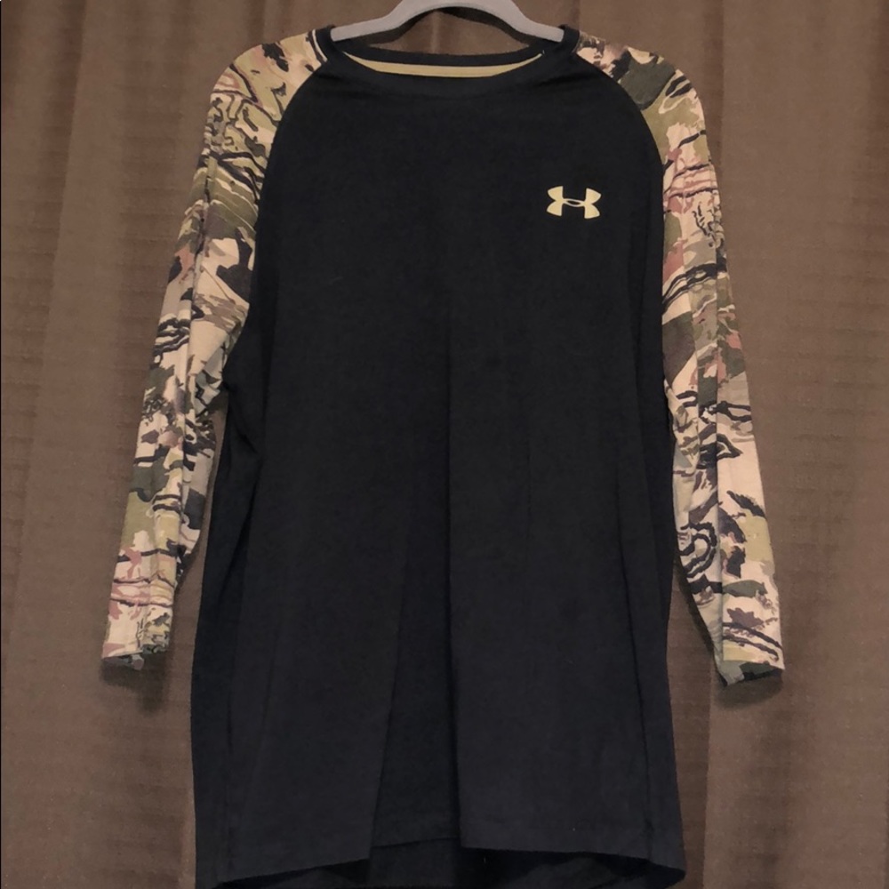 Men’s 3/4 Sleeve Black & Camo Shirt